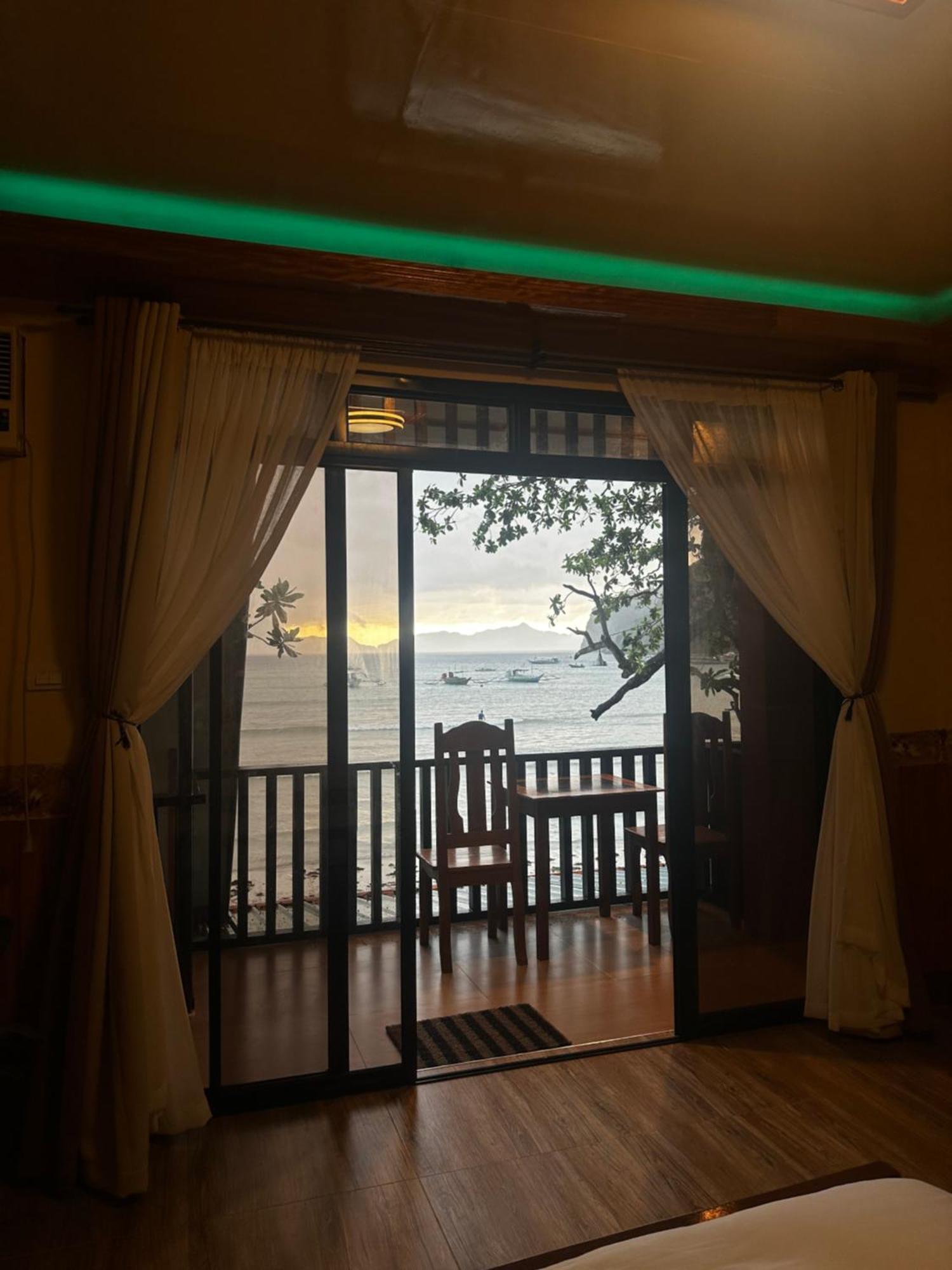 Fabregas Beach Cottages El Nido Exterior photo